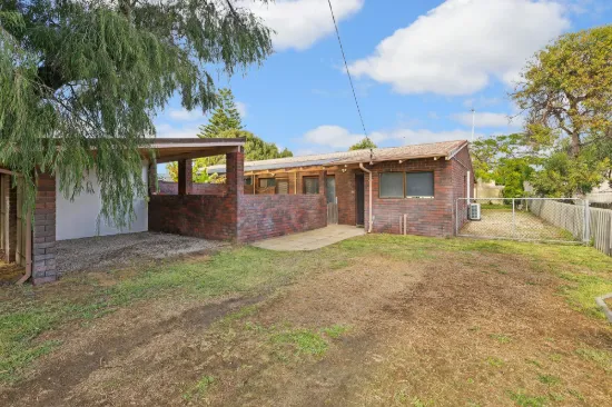 6B WALKER AVENUE, Lancelin, WA 6044