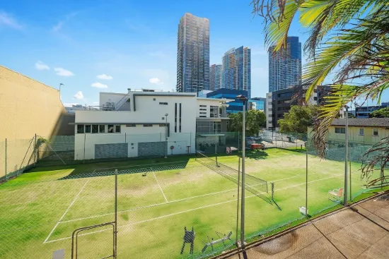 6E/10 Marine Parade, Southport, Qld 4215-Image