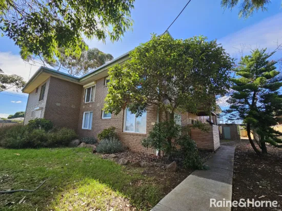 7/128 East Esplanade, St Albans, Vic 3021