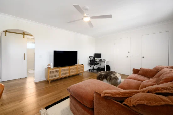 7/24 Madang Crescent, Runaway Bay QLD 4216-Image