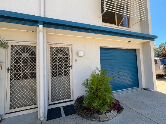 7/4 Pilot Street, Urangan, Qld 4655 - For Rent
