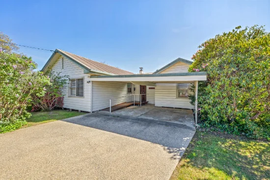 7-9 Brooks Street, Bright, Vic 3741 - For Sale