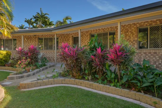 7 Alexandra Close, Clinton QLD 4680-Image