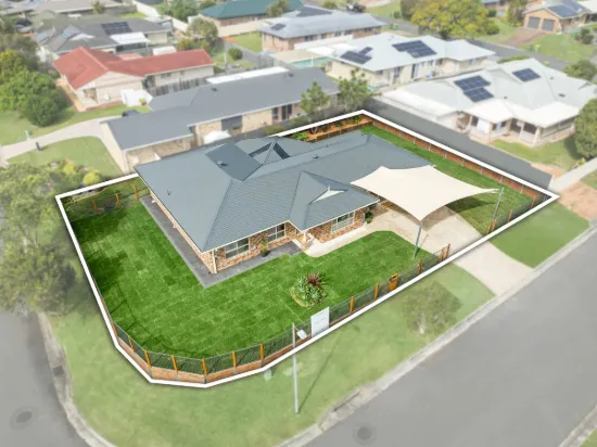 7 Almond Avenue, Birkdale, Qld 4159