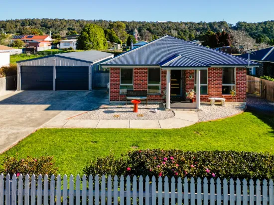 7 Archer Street, Beaconsfield, Tas 7270