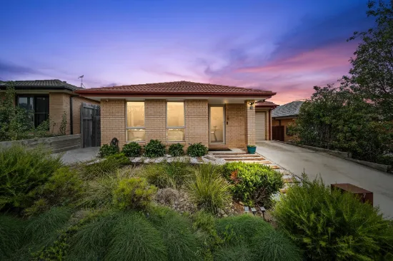 7 Audrey Cahn Street, MacGregor, ACT 2615