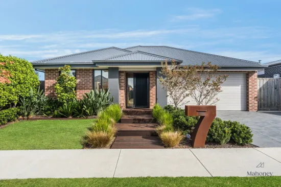 7 Baratheon Road, Charlemont, Vic 3217
