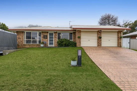 7 Baron Court, Wilsonton, Qld 4350