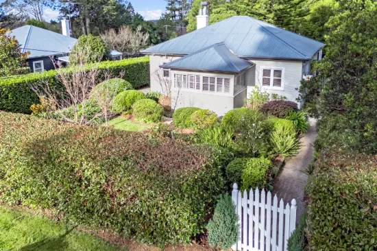 7 Barratt Street, Blackheath, NSW 2785