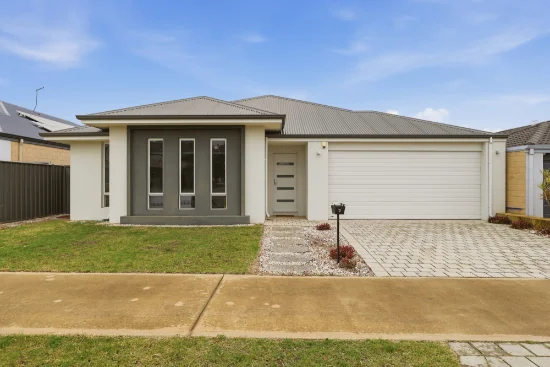 7 Barrington Approach, Lakelands, WA 6180