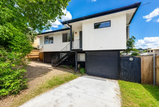 7 Barton Street, Underwood, Qld 4119