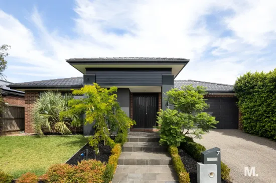 7 Bastings Avenue, Mickleham, Vic 3064