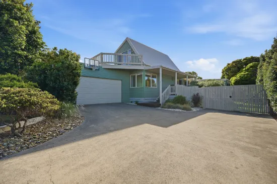 7 Beachcomber Drive, Inverloch, Vic 3996