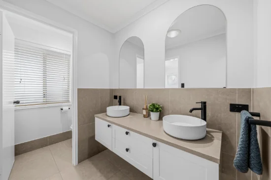 7 Beauty Point Drive, Robina, Qld 4226-Image