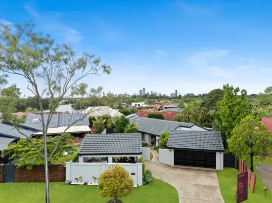 7 Beecroft Place, Robina, Qld 4226