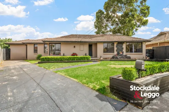 7 Bega Court, Gladstone Park, Vic 3043