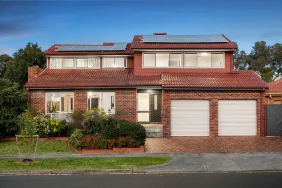 7 Bernard Hamilton Way, Rowville, Vic 3178