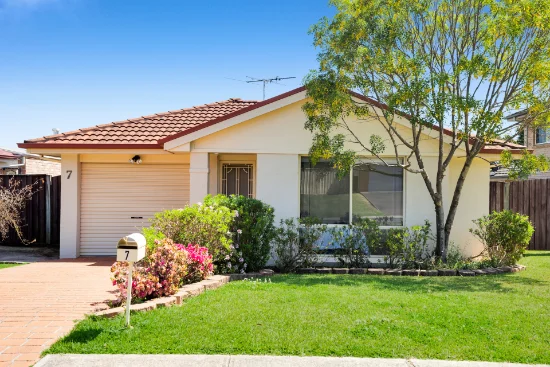 7 Blamey Place, Narellan Vale, NSW 2567 - For Sale