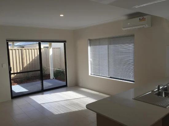 7 Blue Road, Canning Vale, WA 6155-Image