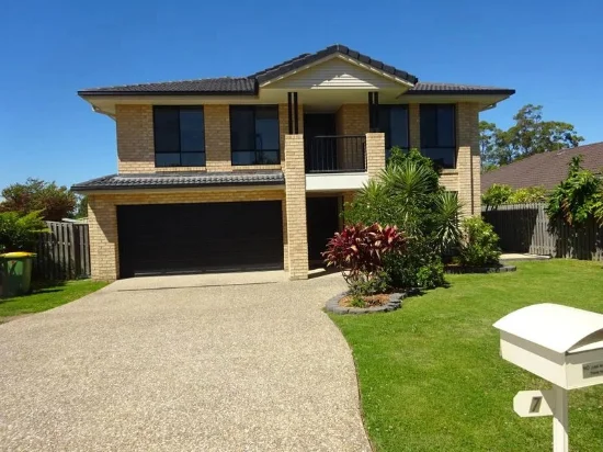 7 Bowley Street, Pacific Pines, Qld 4211
