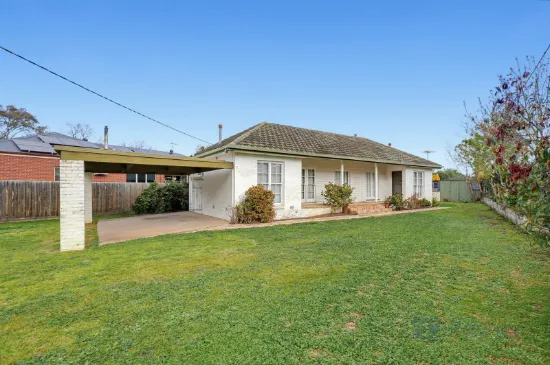 7 Boyes Avenue, Bacchus Marsh, Vic 3340