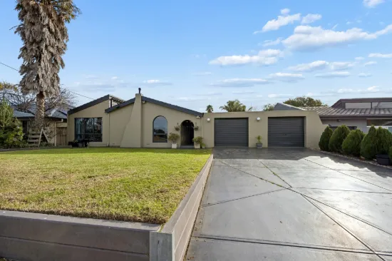 7 Braes Close, Happy Valley, SA 5159