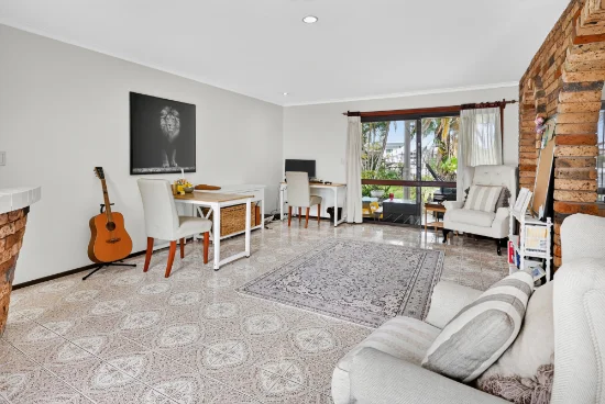 7 Brighton Parade, Southport, Qld 4215-Image