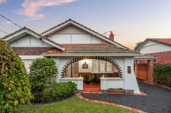 7 Cairnes Grove, Bentleigh, Vic 3204