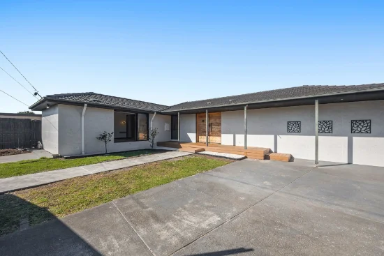 7 Carnoustie Court, Frankston, Vic 3199