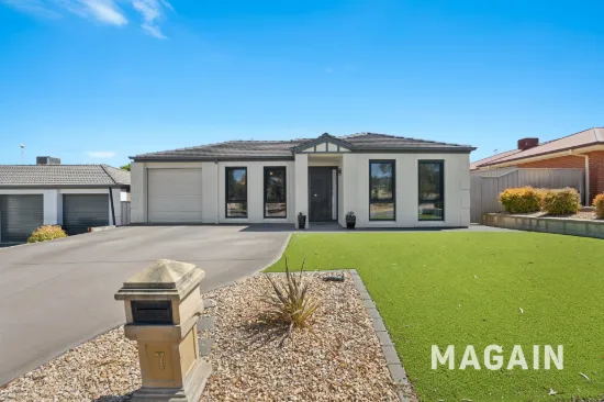 7 Charlton Terrace, Woodcroft, SA 5162