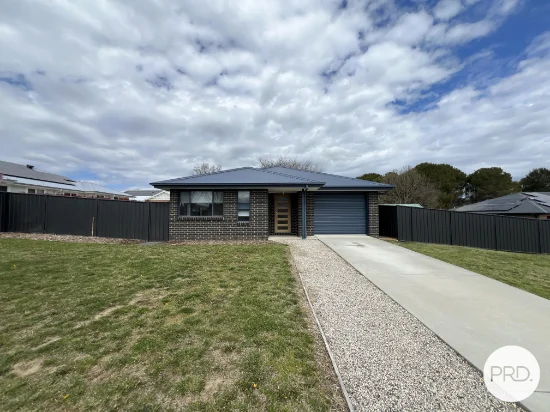 7 Chinnery Close, Bungendore, NSW 2621