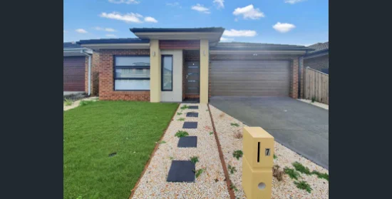 7 Coach Drive, Donnybrook, Vic 3064