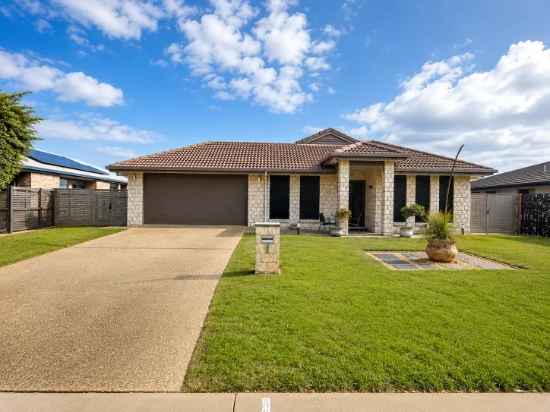 7 Coast Court, Mulambin, Qld 4703