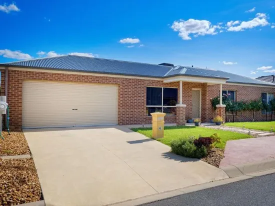 7 Cobby Court, Lavington, NSW 2641