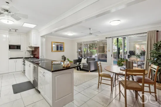 7 Collins Parade, Hackham, SA 5163