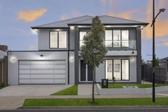 7 Commonwealth Circuit, Donnybrook, Vic 3064 - For Sale