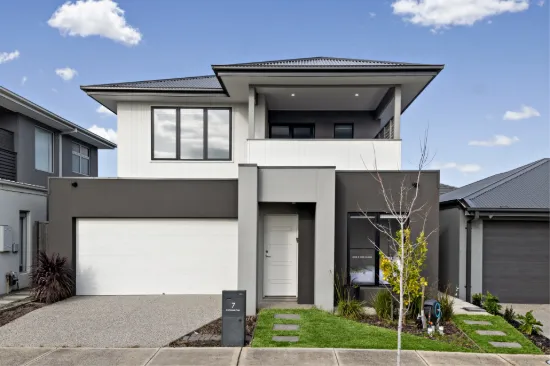 7 Compass Crescent, Donnybrook, Vic 3064