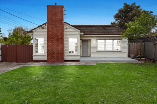 7 Compton Parade, Sunshine North, Vic 3020
