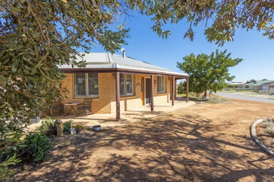 7 Corella Loop, Jurien Bay, WA 6516