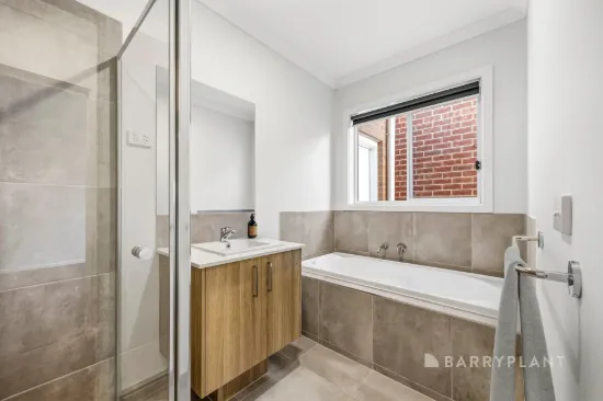 7 Cormorant Grange, Winter Valley, Vic 3358-Image