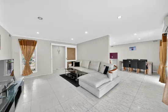 7 Corunna Avenue, St Albans, Vic 3021