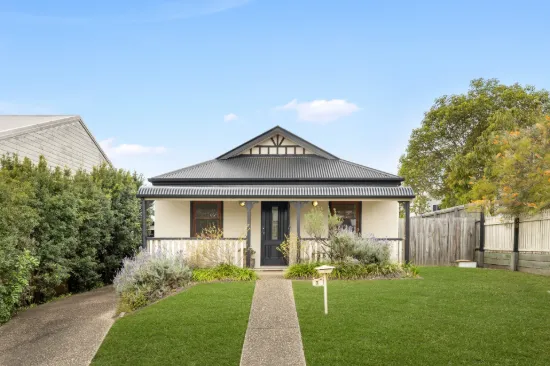 7 Creekside Drive, Springfield Lakes, Qld 4300