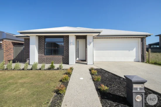 7 Cropley Street, Lucas, Vic 3350 - For Rent
