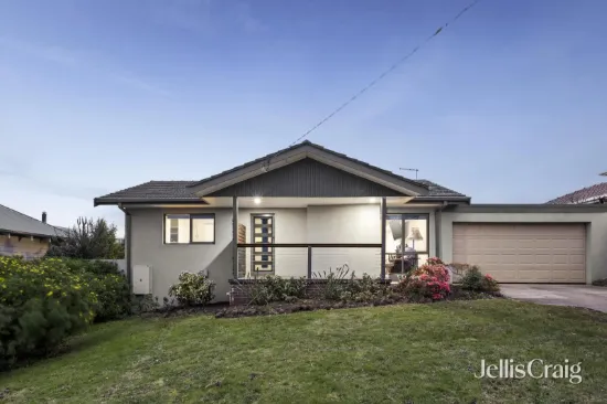 7 Crown Point, Chirnside Park, Vic 3116