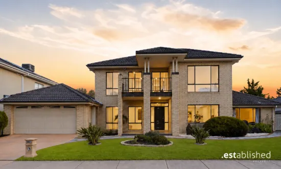 7 Crystal Court, Sanctuary Lakes, Vic 3030