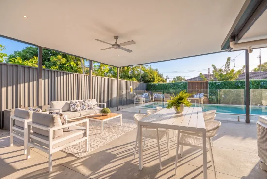 7 Darnay Road, Broadbeach Waters QLD 4218-Image