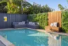 7 Darnay Road, Broadbeach Waters QLD 4218-Image