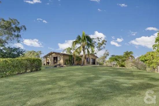 7 Davis Street, Mount Larcom, Qld 4695