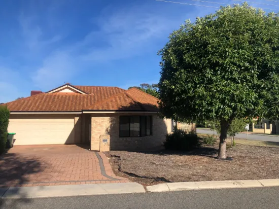 7 Douglas Ave, Yokine, WA 6060