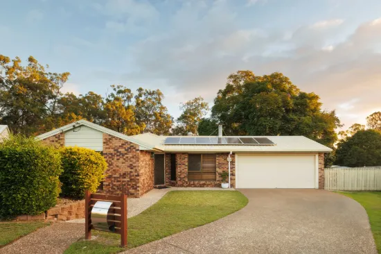 7 Durham Court, Camira, Qld 4300